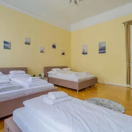 Efad Lux 1 Amazing For Groups Apartamento Budapest