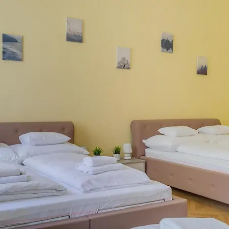 Efad Lux 1 Amazing For Groups Apartamento *