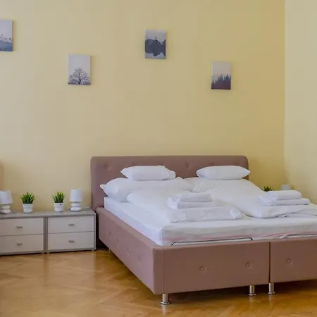 Efad Lux 1 Amazing For Groups Apartment *