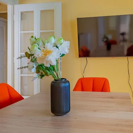 Efad Lux 1 Amazing For Groups Apartment